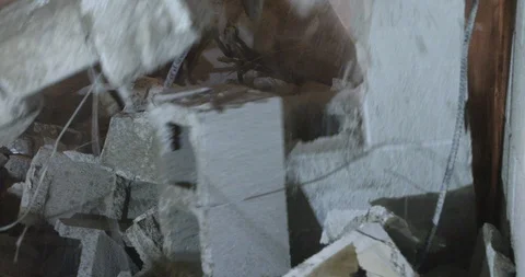 Jackhammer vs wall Vídeos de archivo 89854725