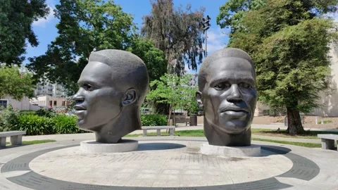 Jackie Robinson Memorial Statue Bust Pasadena California USA Stock-Footage 155368297