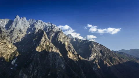 Jade Dragon Snow Mountain 動画素材 85734142