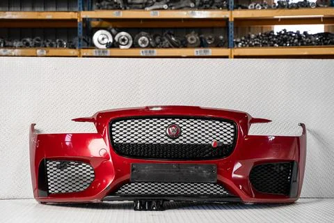Jaguar branded front bumper assembly Foto stock