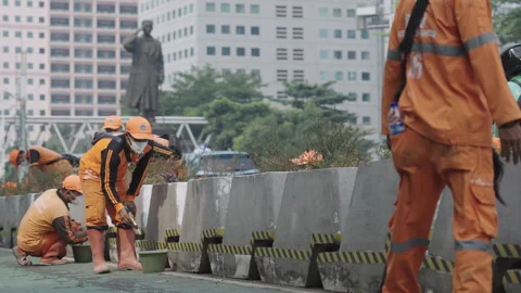 Jakarta Infrastructure Worker 스톡 동영상 343099897