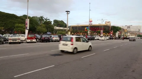 Jalan Merdeka - one of the main streets of the city of Malacca, Malaysia 库存影片 49443011