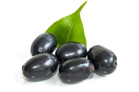 Jambolan plum or Java plum isolated on white background. jamun (syzygium cu.. Foto stock