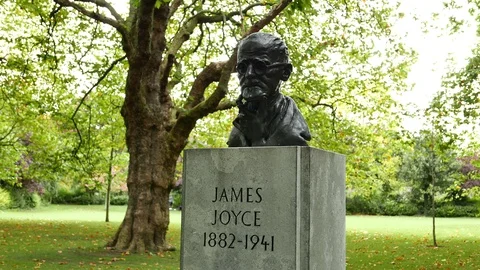 James Joyce Bust Statue St. Stephen's Green Dublin Ireland Stock-Footage 119048146