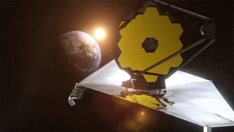 James Webb Space Telescope - Flypast frontview Stock Footage