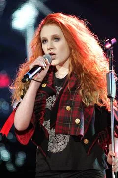  Janet Devlin live at Sheffield Arena on The X Factor tour - 21 March 2012... Stock Photos