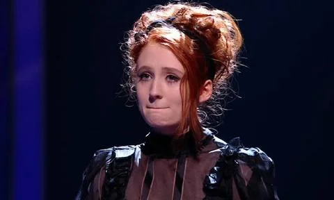  Janet Devlin on The X Factor - 09 October 2011 FAM42745 Copyright: x FAMO... Stock Photos