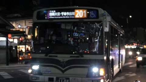 Japanese bus arrival in Kyoto | Stock Video