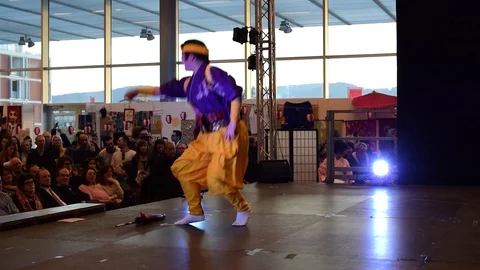 Japanese dance show Vídeo Stock 70727255