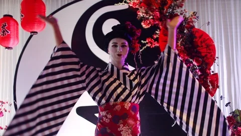 Japanese geisha Stock Footage 123953258