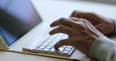 Japanese man working remotely Video stock 146426458