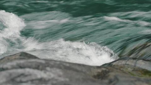 Japanese river in the mountains Video stock 109449384