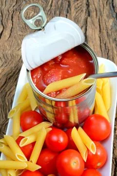 Jar of tomatoes Stock-Fotos