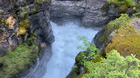 Jasper Canada Maligne River Flow - 60fps Video stock 141075710