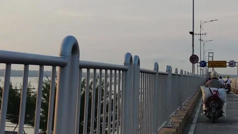 Java island has Suramadu bridge to connect to Madura island Vídeo Stock 206294197