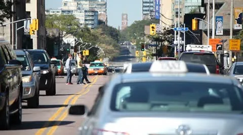 Jay walkers 動画素材 8847811