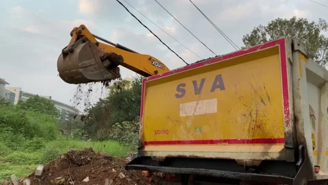 Jcb loading dumper truck Stock Footage 167700342