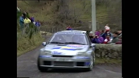 Jean Ragnotti Rallye Monte Carlo 1995 Renault Clio Maxi 库存影片 147919322