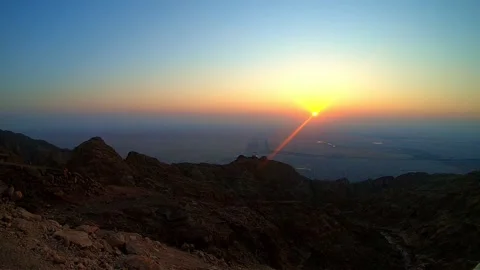 Jebel Hafeet sunset  - Timelapse Stock Footage 139681940