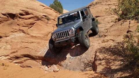 Jeep Descent Stock Footage 118086953