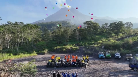 Jeep Lavatour Merapi Stock Footage 280897305