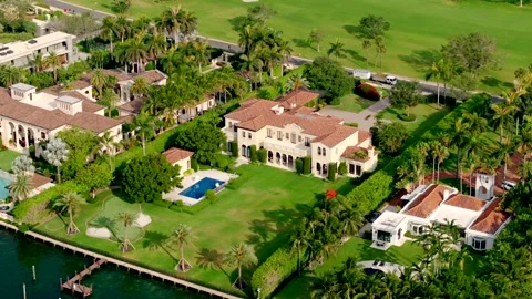 Jeff Bezos second home in Miami Beach Stock-Footage 275607063