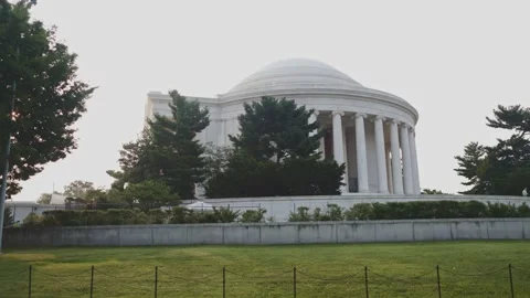 Jefferson Monument- Tracking Shot Stock-Footage 157548925