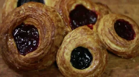 Jelly tilt up 2 Stock Footage 9449151