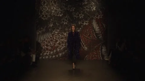 Jenny Packham Show Fall 2015 Collection NYFW 01 Video stock 57123844