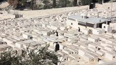 Jerusalem  Mount of Olives cemetery Video stock 105609667