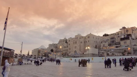 Jerusalem old city panoramic view. Old buildings next to Western wall. Stock-Footage 102840027