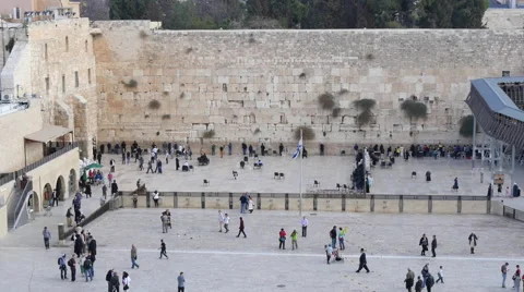 Jerusalem. Pan from the courtyard of the wailing wall to the Alaqsa Mosque Stock Footage 47214192