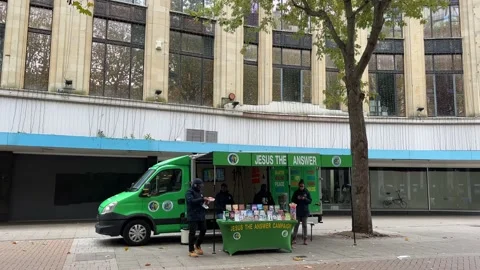 Jesus The Answer van, North End, Croydon, 4K Stockbeeldmateriaal 171408789