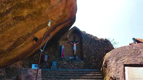 Jesus Statue - Bleeding - Approaching Shot Stock Footage 263321775