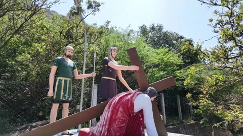 Jesus Statue - Jesus Falls the 2nd Time - Orbiting Shot Video stock 263301163