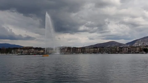 Jet d'Eau WS Stock Footage 122342055