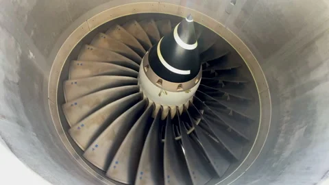 Jet engine turning Видео 204771914