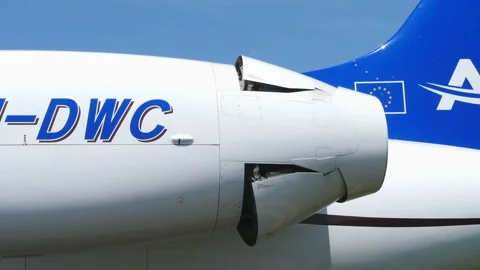 Jet Engine's Open Thrust Reverser Doors Closing, Side View Turbojet Stock Footage 254056880