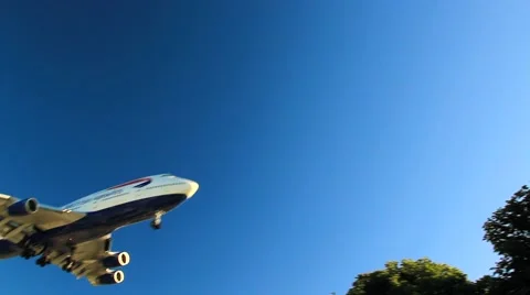 JET LANDING 2 Video stock 948028
