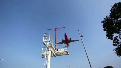 Jet Passes Overhead On Approach HD Stock Footage 12809804