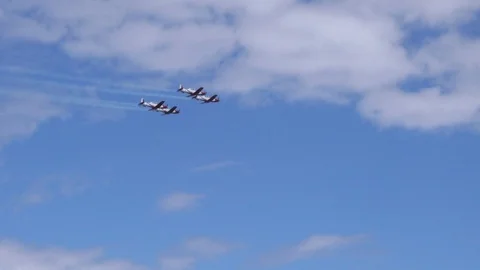 Jet planes in tel aviv beach 스톡 동영상 124641587