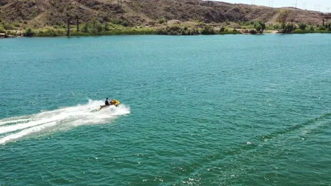 Jet Skiing On The River Vídeo Stock 209294360