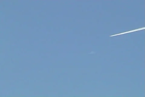 Jet Trace In The Sky 動画素材 1011990