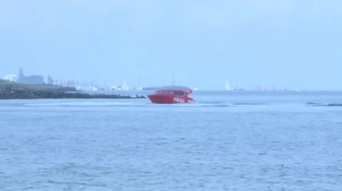 Jetboat doing donuts before heading out to sea Stock Footage 37116816