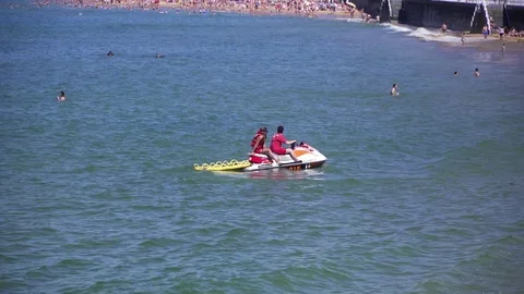 Jetski on the beach in Spain Vidéo 69942868