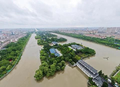 The Jiangdu Water Control Project, source of the eastern route of the South-t Stock-Fotos