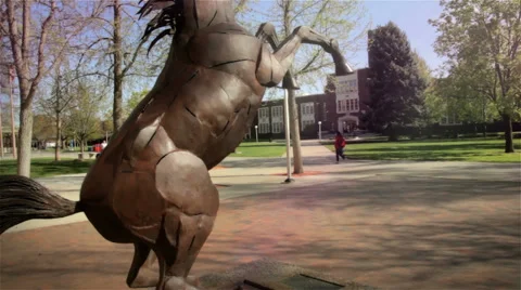Jib time lapse of bronco statue Stock Footage 39041784