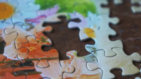 Jigsaw puzzle game Stock Footage 25144170