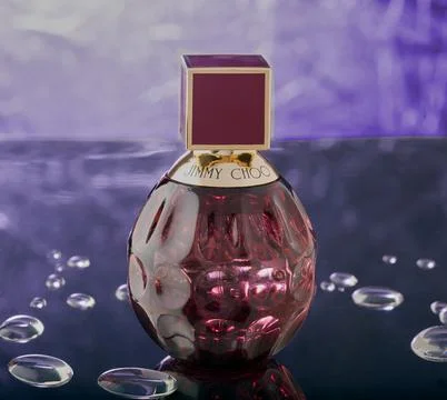 Jimmy Choo perfume. Photos