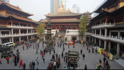 Jing'an temple in Shanghai Stock Footage 979357